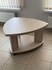 Журнальный столик